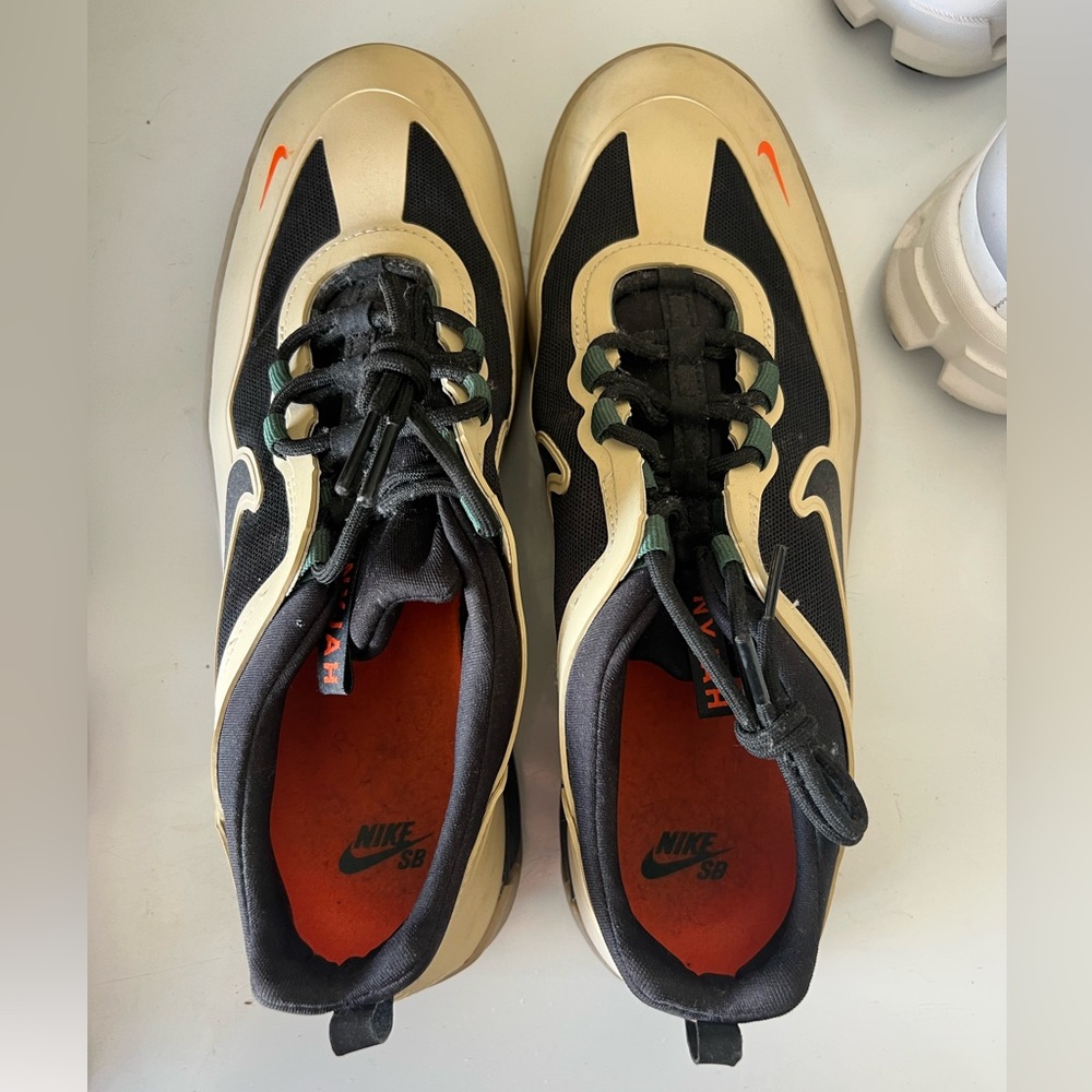 Men’s Nike SB